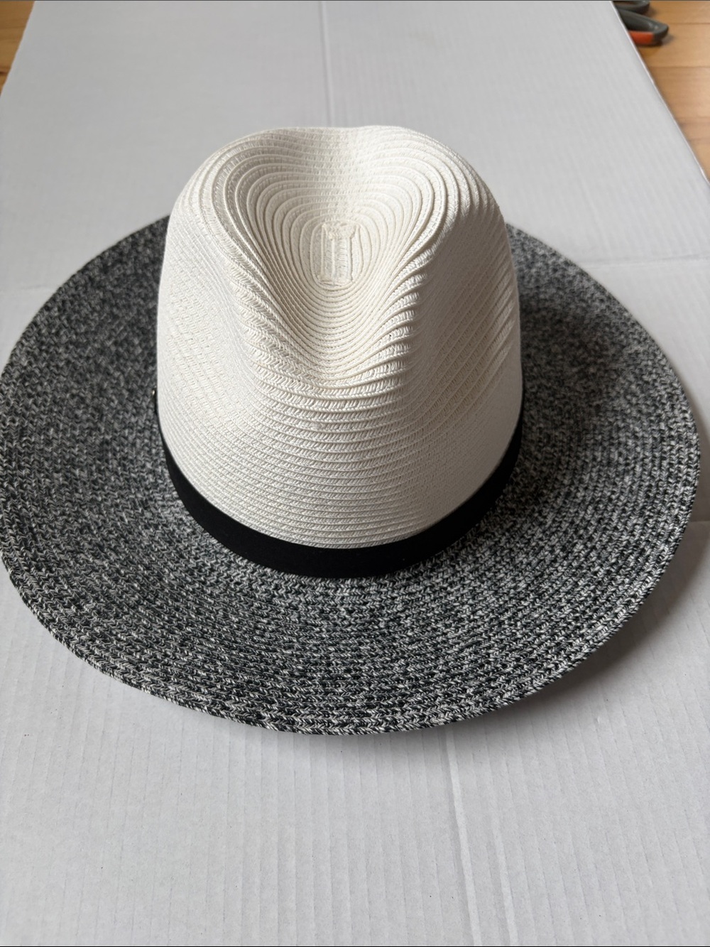 Nordstrom Two-Tone Straw Fedora Hat in White and Gray with Black Trim